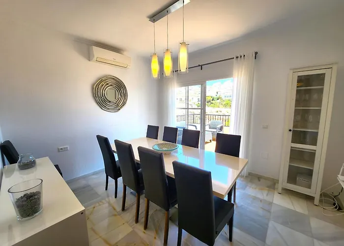 R1352 Pinomar D Villa