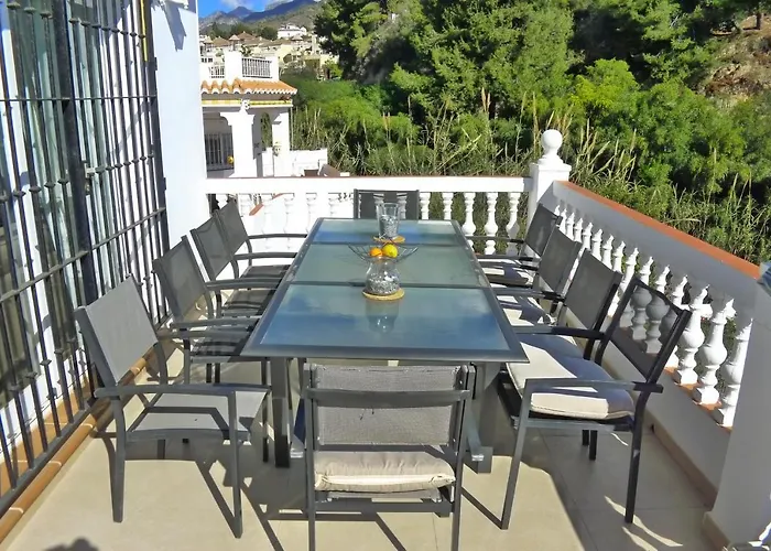 R1352 Pinomar D Villa