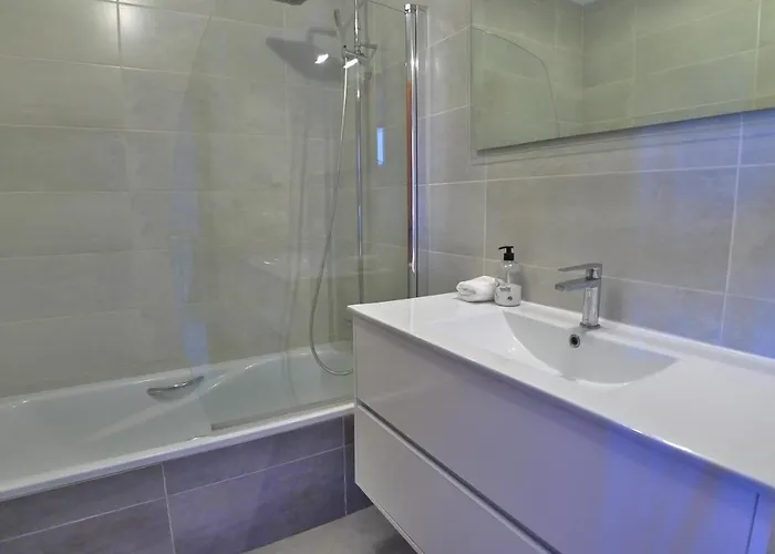 R1352 Pinomar D Villa