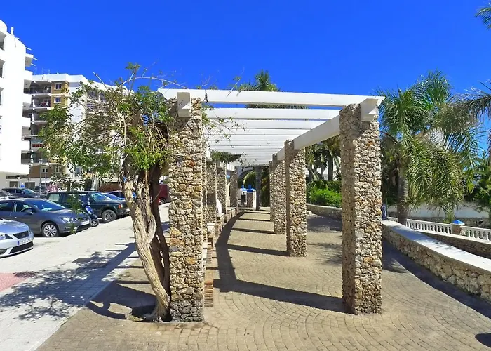 R1352 Pinomar D * Nerja