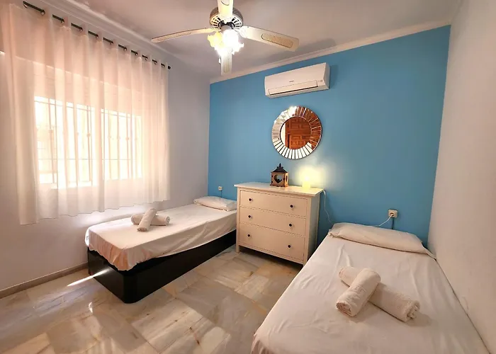 R1352 Pinomar D Villa Nerja